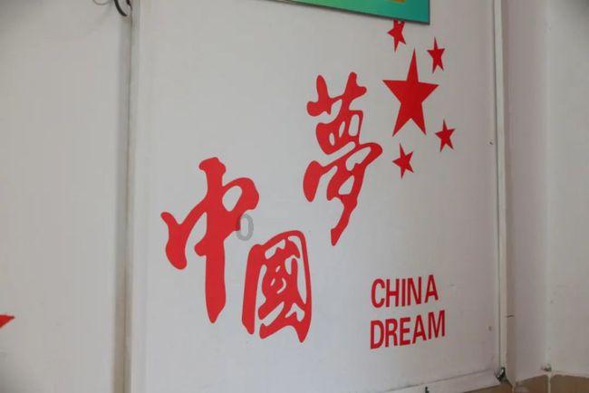 机智问答网页 - 提供智能回答的练了半个月腹肌了怎么都没效果平台